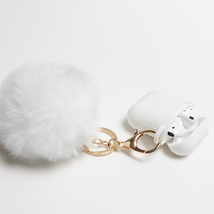 WHITE FLUFFY POM-POM PENDANT CASE FOR AIRPODS
