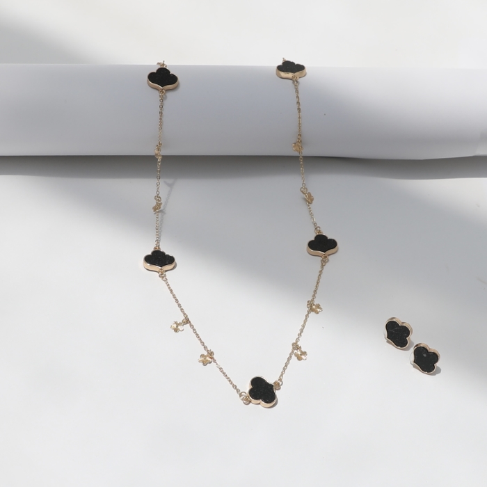 CLOVER FLOWER  CHARM NECKLACE AND EARRING
