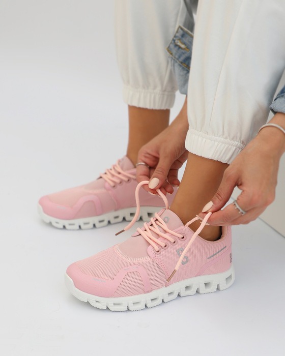 SOLID COLOR LOW-TOP SNEAKERS