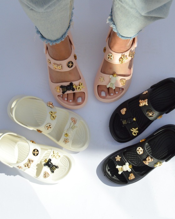 LIGHTWEIGHT, GENTLE, ANTI-SLIP SLIPPERS