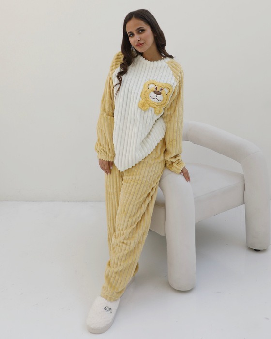 SOFT WOOL PAJAMA SET WITH A CUTE CARTOON PRINT