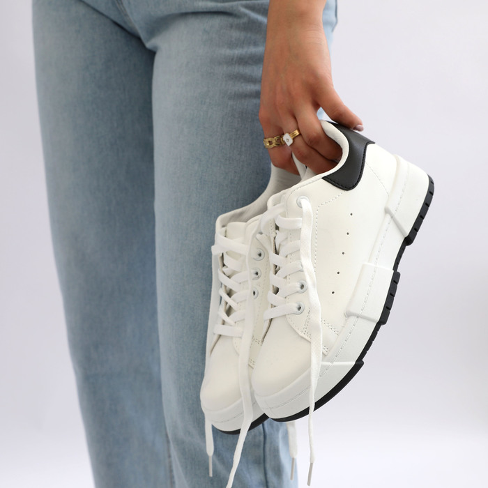 LACE-UP FRONT CHUNKY SNEAKERS