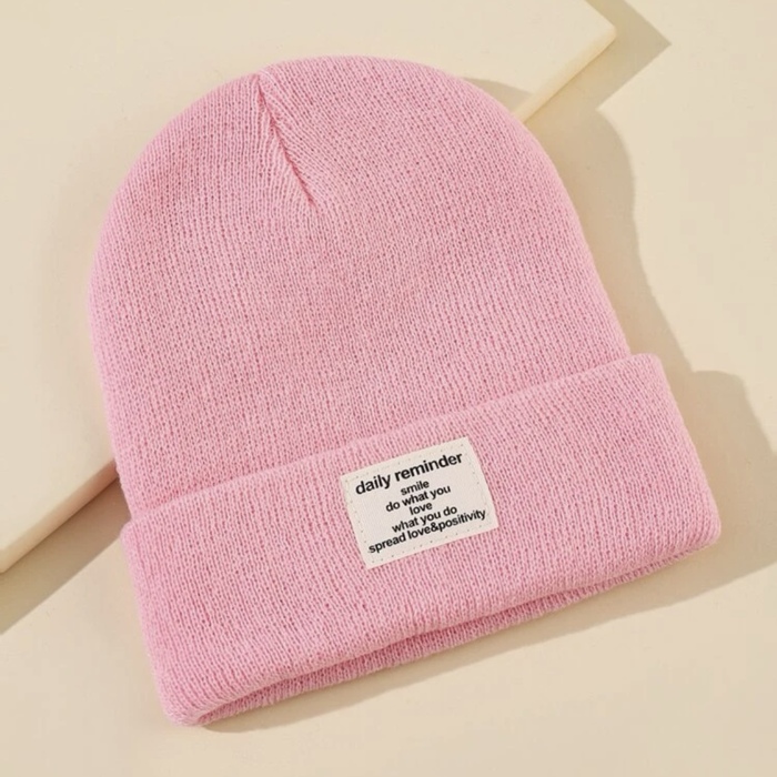 SLOGAN LABEL DECOR CUFF BEANIE