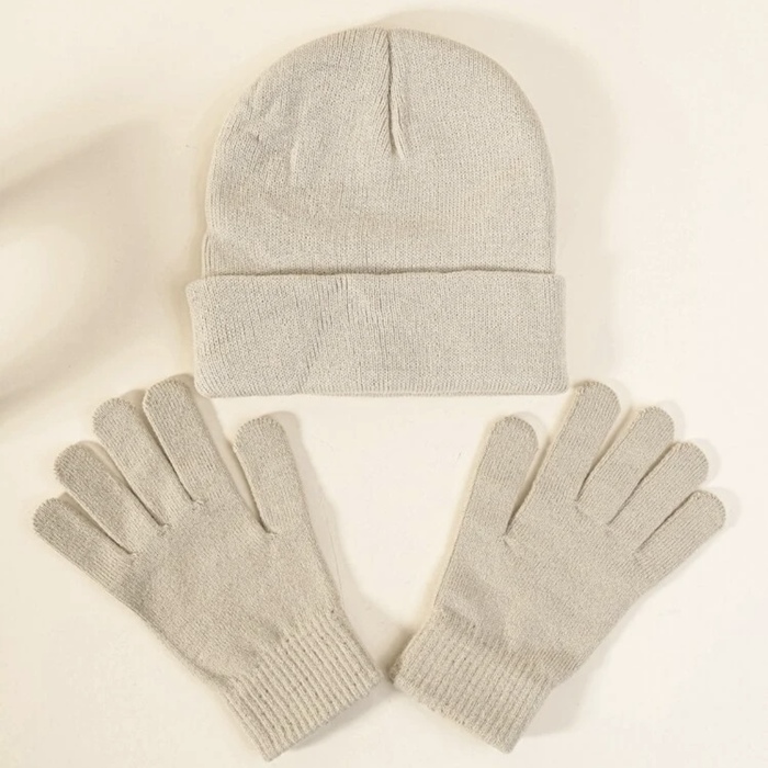 SOLID MINIMALIST BEANIE & GLOVES